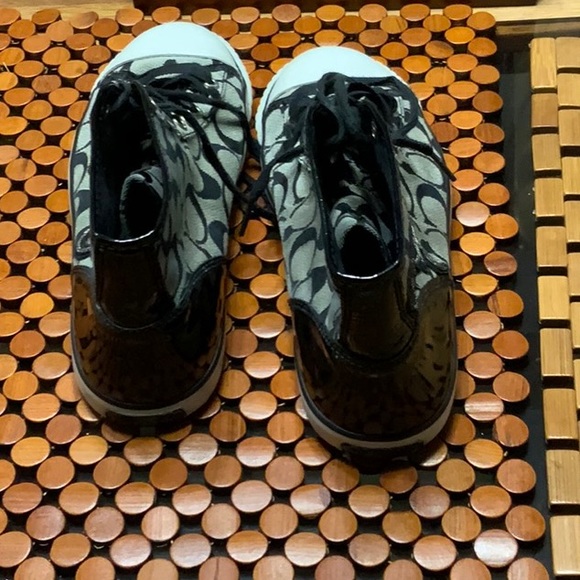 Coach Sneaker Sale$$$ - Picture 3 of 4